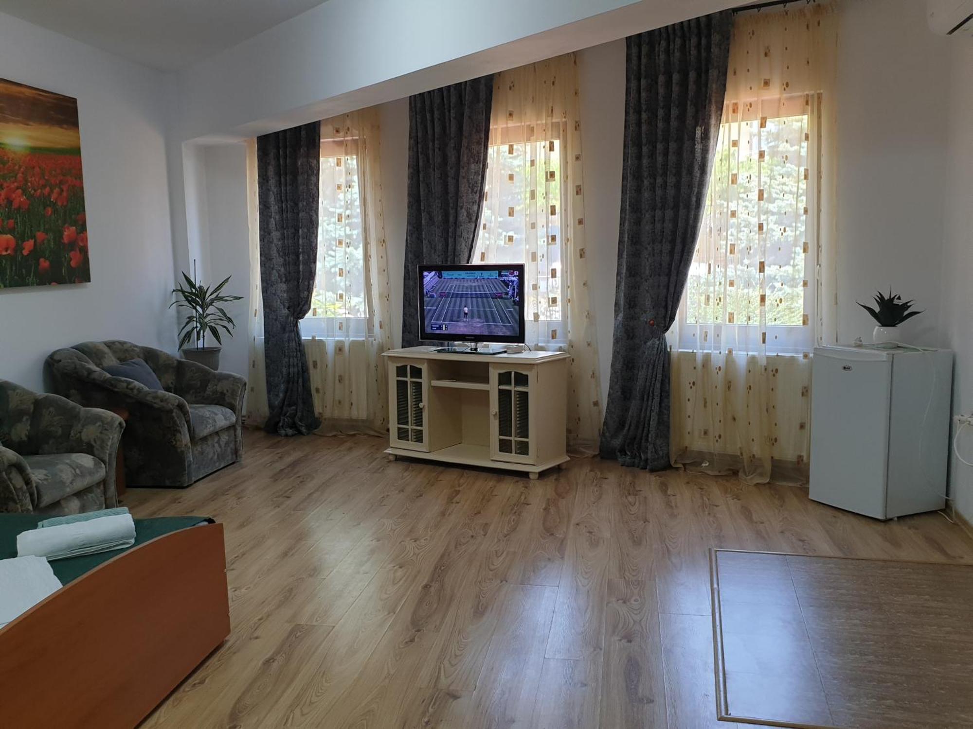 מלון קוסטינסטי Casa Mary מראה חיצוני תמונה